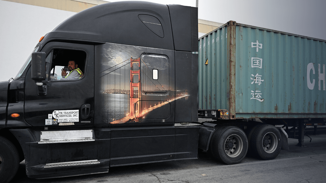 Orden de Trump sobre uso del inglés para camioneros entra en vigor: esto es lo que debes saber