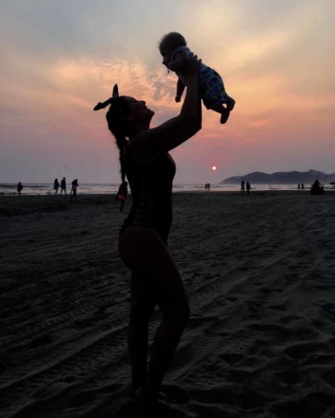 "Mati gracias por ser mi maestro TE AMO HIJO", escribió cuando el pequeño Matías tenía dos meses de edad.