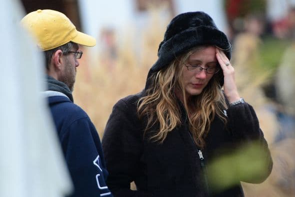 Newtown se alista para los funerales de las víctimas de la matanza en la escuela Sandy Hook. Los habitantes y los deudos piden privacidad durante las ceremonias fúnebres.