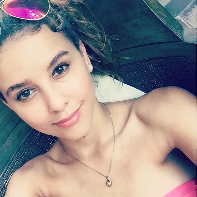 La hermosa Paulina Goto no podía faltar.