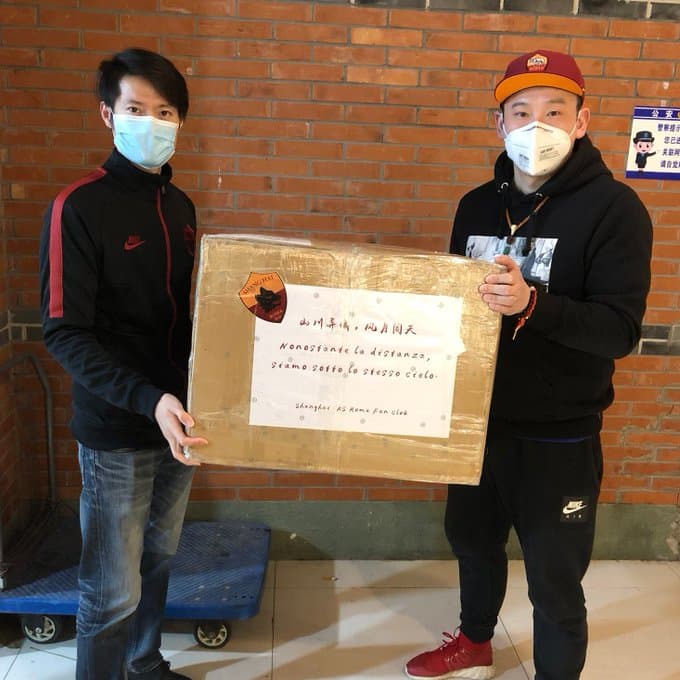 La filial Roma Shangai envió 200 mil cubrebocas para que Italia pueda hacer frente a la pandemia del coronavirus.