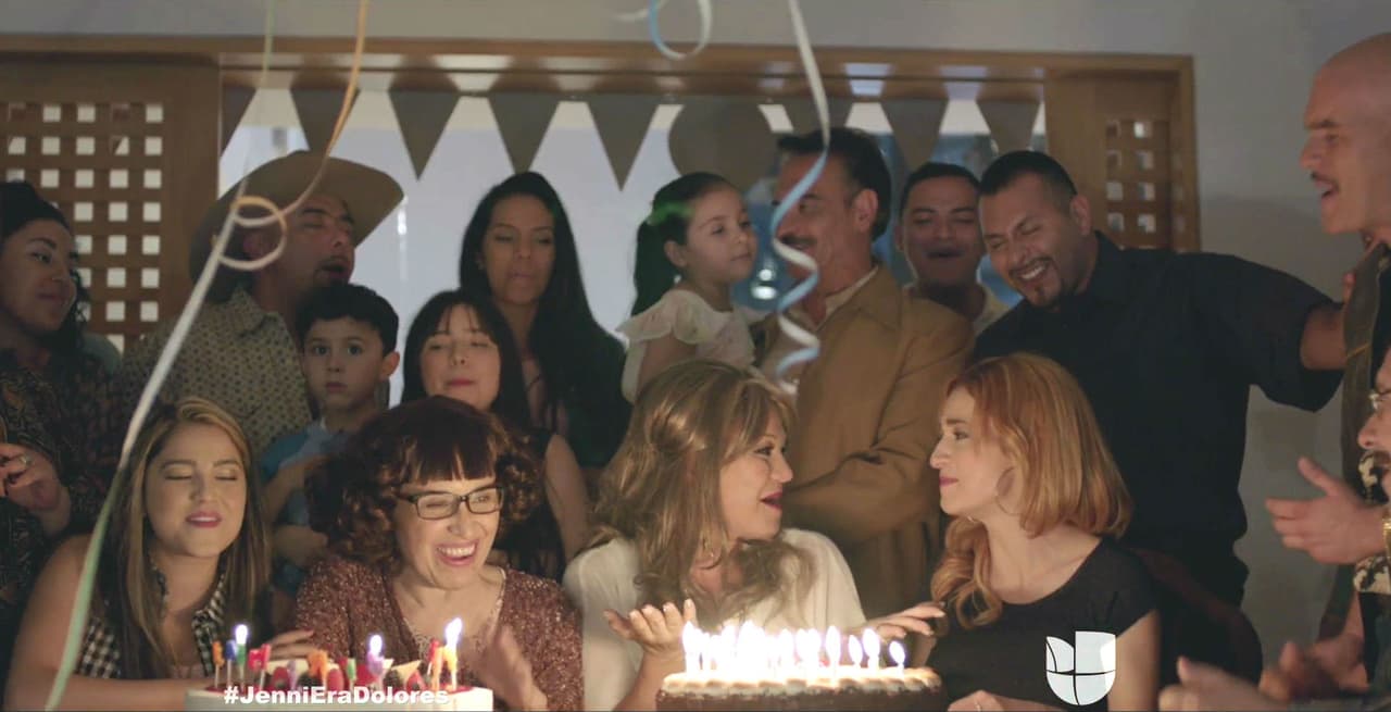 Sin embargo ese incidente no arruino el cumpleaños de Jenni, toda su familia se reunió para festejarla.