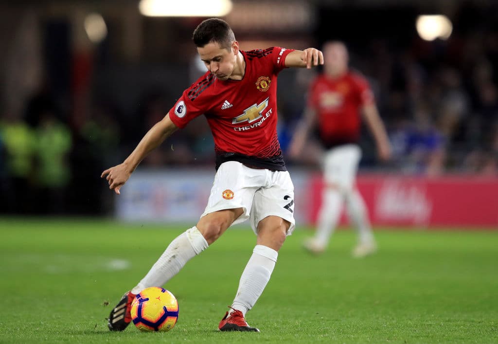 El partido seguía su curso cuando a los 29 minutos el español Ander Herrera jaló así del gatillo, con pierna derecha desde afuera del área y tras un desvío...