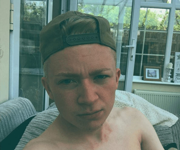 Oliver Potter le dijo a su hermano que tendrían un charla para hablar del amor... Aunque también le confesó que no sabía cómo abordar el tema.