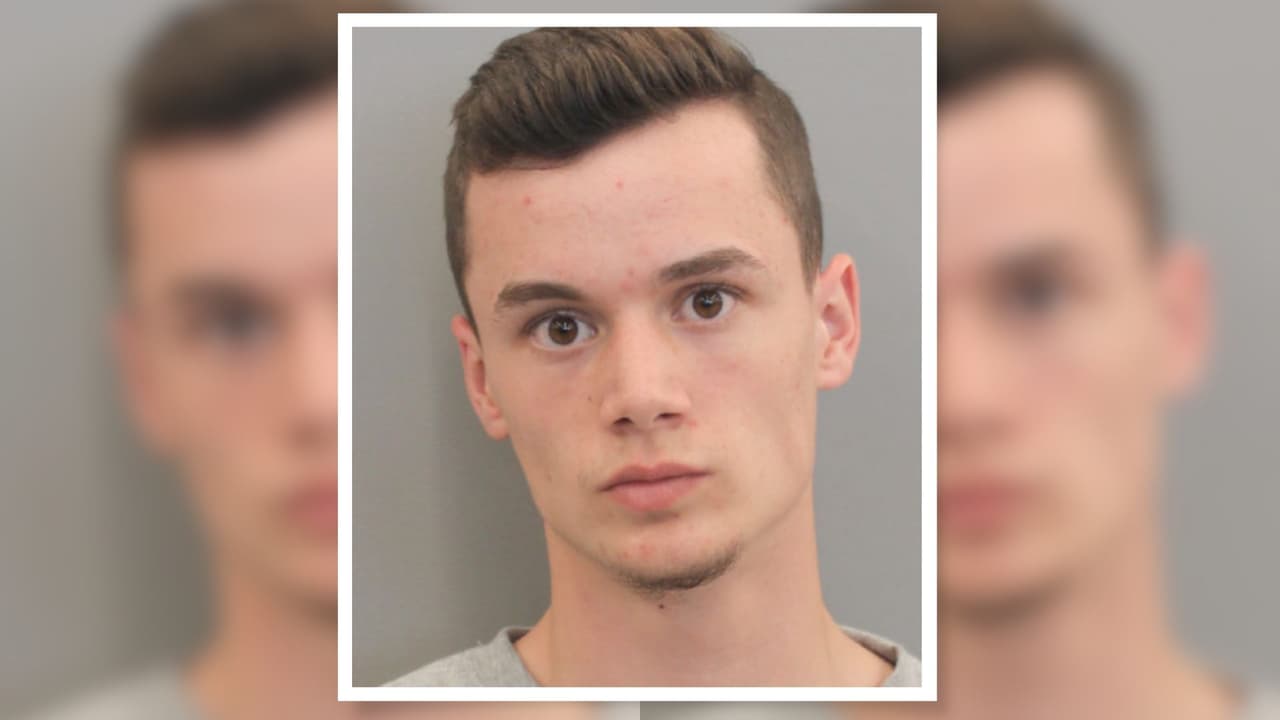 Asesinó a su amigo de la escuela y luego baleó a su propio hermano; ahora pasará 40 años en prisión