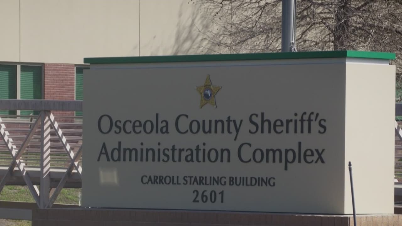 Falso policía detiene a conductor en vía de Kissimmee; ¿cómo identificar a suplantadores?