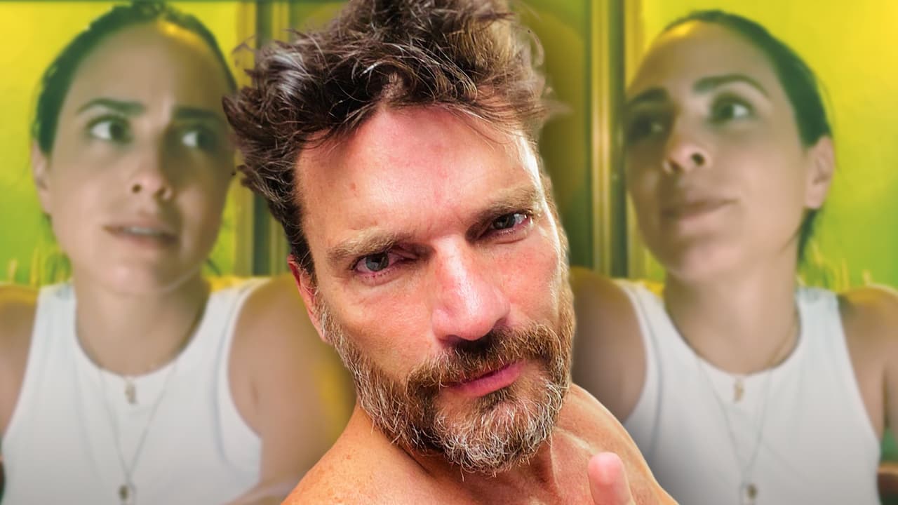 En medio de esa aventura, Julián Gil 
<b><a href="https://www.univision.com/shows/el-gordo-y-la-flaca/a-julian-gil-la-polemica-lo-persigue-asi-defiende-el-mural-que-adorna-su-restaurante-en-miami-video" target="_blank">se encuentra en medio de una polémica</a></b> que ha puesto en tela de juicio su fidelidad con su actual novia, Valeria Marín. 
<br>