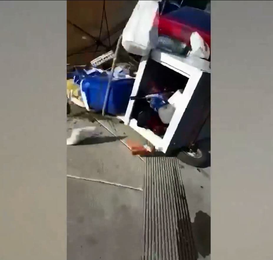 Las imágenes se viralizaron y el joven elotero, adquiró fama, respeto y solidaridad de todos los rincones de Estados Unidos y México.