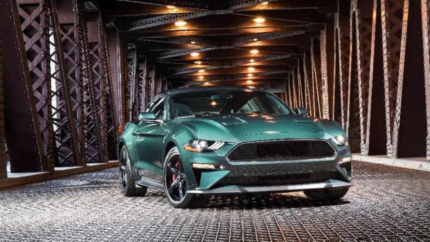 <b>Autos para caridad</b>
<br>
<br>El
<b><a href="https://www.univision.com/noticias/auto-show-de-detroit/el-excitante-ford-mustang-bullitt-2019-debuta-en-el-auto-show-de-detroit-2018"> Ford Mustang Bullit 2019</a></b> debutó un lunes en el Auto Show de Detroit, y el siguiente fin de semana la unidad número 1 estaba siendo substada en Arizona por Barrett-Jackson. El auto fue vendido por 
<b>300,000 dólares</b>, lo cuales fueron donados por Ford en beneficio de 
<b>Boys Republic</b>, una comunidad para jóvenes en riesgo donde los ayudan a obtener las habilidades necesarias para iniciar una vida independiente.