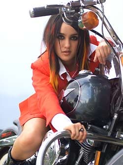 Además, Pedro Damián recordó: "En el caso de Dulce (Dulce María), yo siempre la tenía como una niña amable, bonita. Me dijo que quería ser Roberta, quería un cambio drástico porque ella era agresiva, peleonera, fuerte", indicó.
<br>