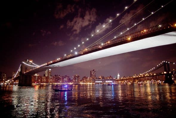 En los trece años que duró la construcción murió más una veintena de personas y se invirtieron más de 15 millones de dólares.