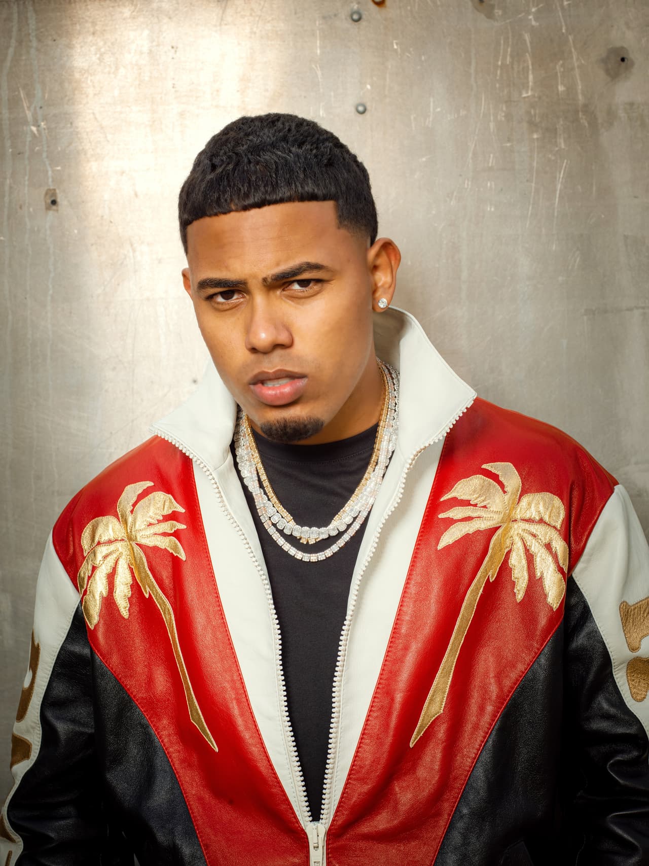 <b>Myke Towers </b>
<br>
<b>Nominaciones: 9</b>
<br>· La Mezcla Perfecta (nominado dos veces en esta categoría)
<br>· Colaboración OMG
<br>· Track Viral Del Año
<br>· Artista De La Juventud Masculino
<br>· Canción Del Año (nominado dos veces en esta categoría)
<br>· El Traffic Jam
<br>· La Más Pegajosa
<br>