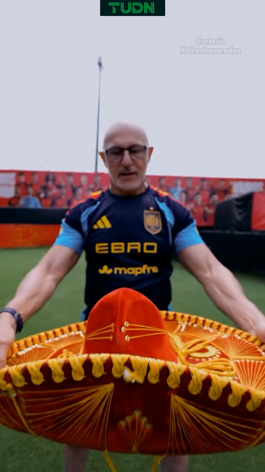 Al ritmo de Coco, España llega a Guadalajara para el juego ante Uruguay