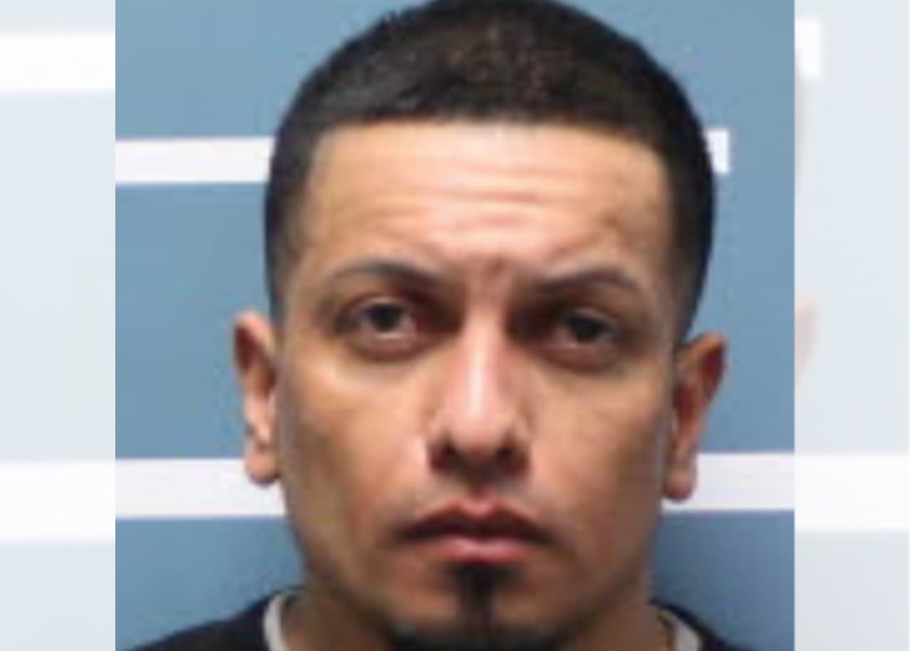 David Ramos, 35, residente de Lemon Cove.