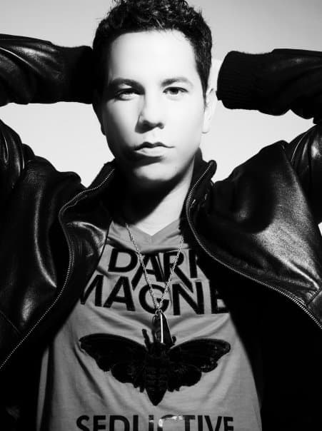 Como solista lanzó su disco 'Almas Transparentes'.