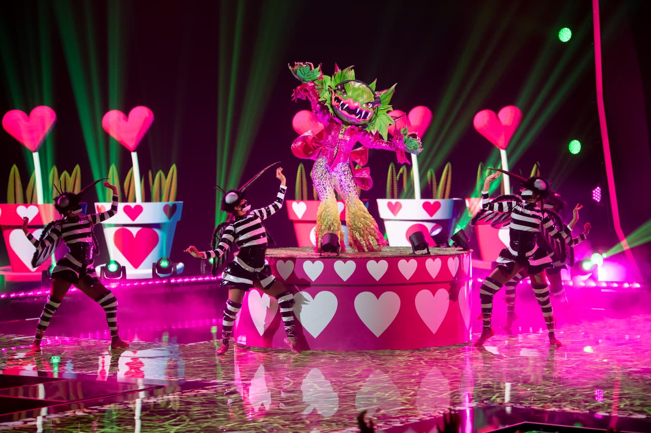 Ella subió al escenario para interpretar ‘Oye’, de TINI y Sebastián Yatra, y demostró su gran calidad vocal.