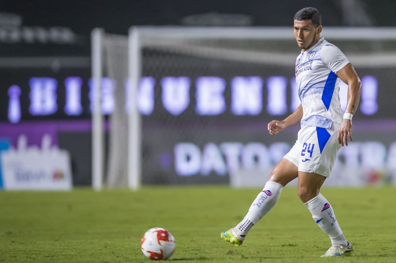 El juego bajó de intensidad ligeramente los siguiente minutos del partido.