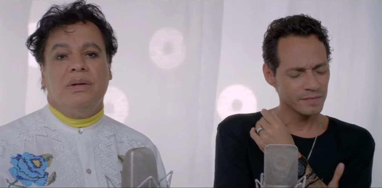 La oportunidad de colaborar con Juan Gabriel, uno de los grandes ídolos de la música latina en la grabación del tema 'Yo Te Recuerdo', llegó en 2016. 'El Divo de Juárez' es otro de los ídolos que admira Marc Anthony desde sus inicios.