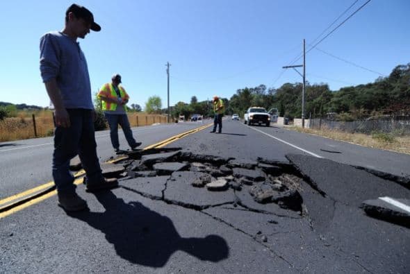 El epicentro se situó a 10 kilómetros (6 millas) de profundidad.