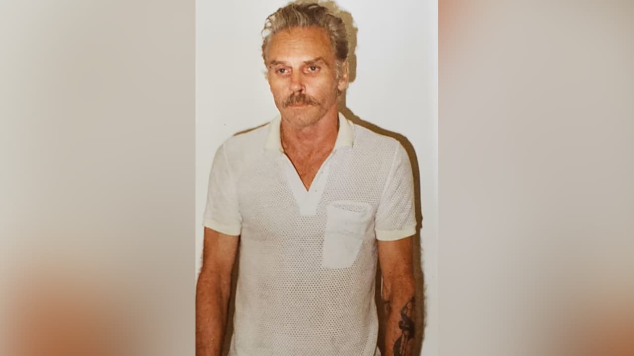 El 27 de junio de 1990, Carl Buntion era el pasajero en un automóvil detenido por Irby, un oficial de motocicletas de la policía de Houston, en Airline Drive y Lyerly Street por una infracción de tránsito.