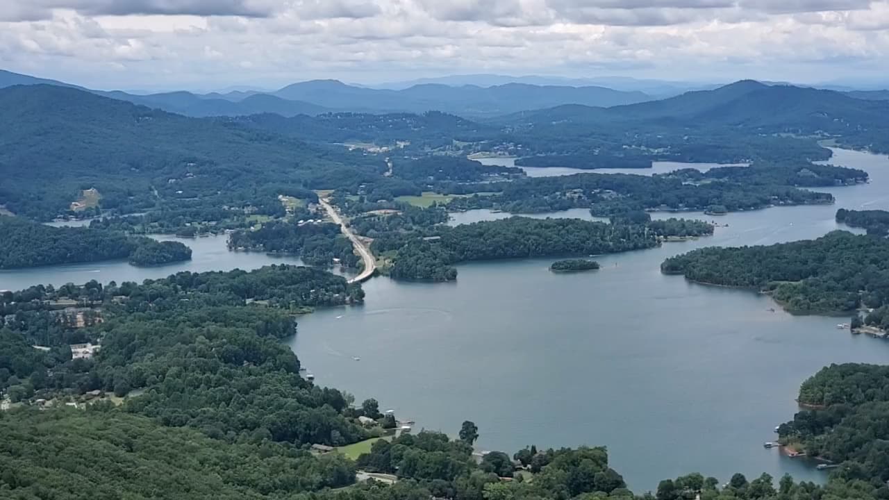 Encuentra más destinos e información local, 
<b><a href="https://www.univision.com/local/atlanta-wuvg/localisimo">aquí</a></b>.