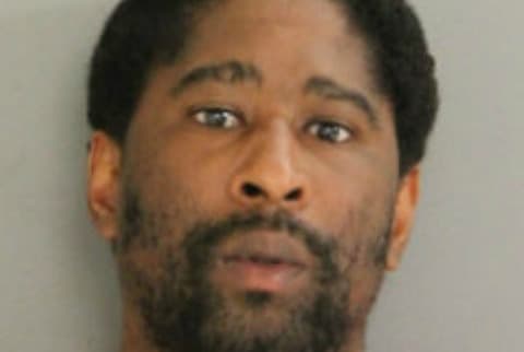 Dan a conocer más detalles del acusado de disparar a un policía de Chicago este fin de semana