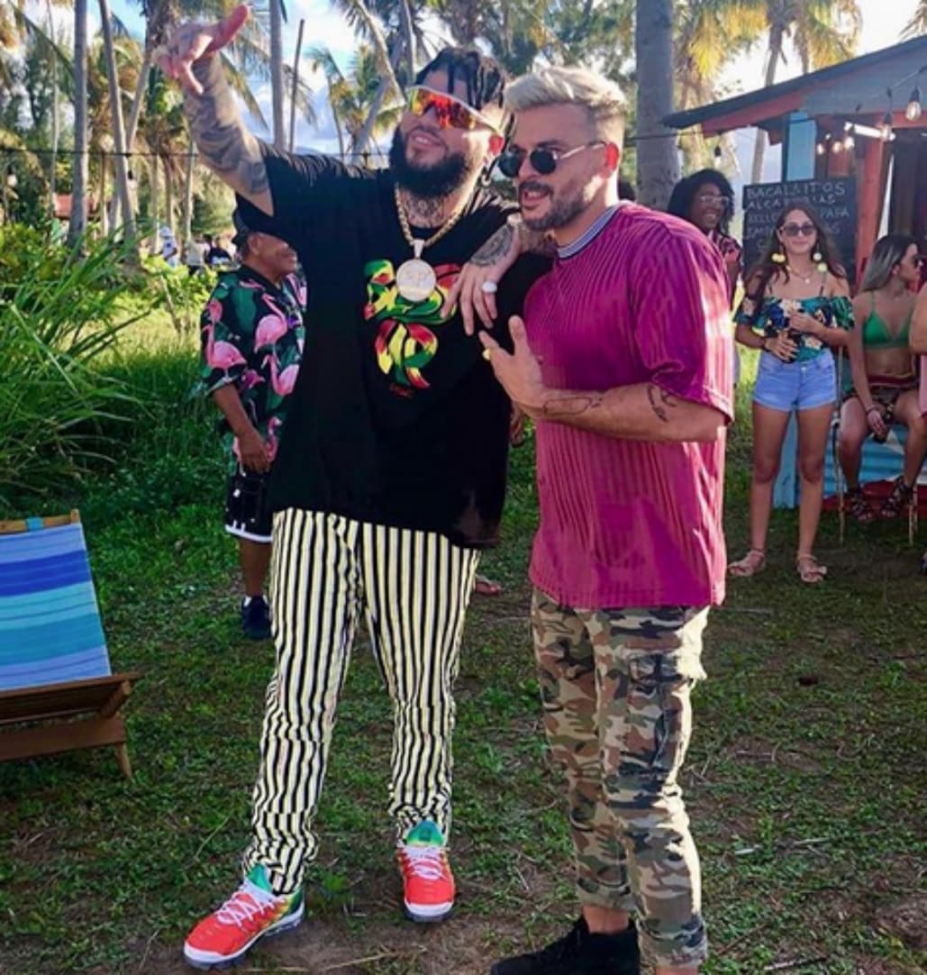 Cuando escuchó la versión de 'Calma' con Pedro Capó, sintió que lo transportaba a su isla, Puerto Rico: 
<b>"Que es a donde yo quería estar y me llenó de mucho sentimiento, y lloré". </b>