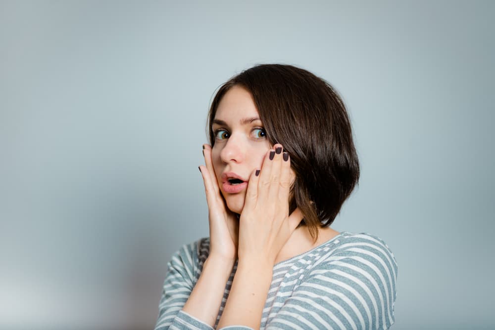 <b>LIBRA</b>
<br>Tu temor al compromiso, tu inconstancia para seguir proyectos y esa imagen que proyectas de superficialidad pueden traerte distanciamientos y hasta ruptura con tu pareja.
<br>