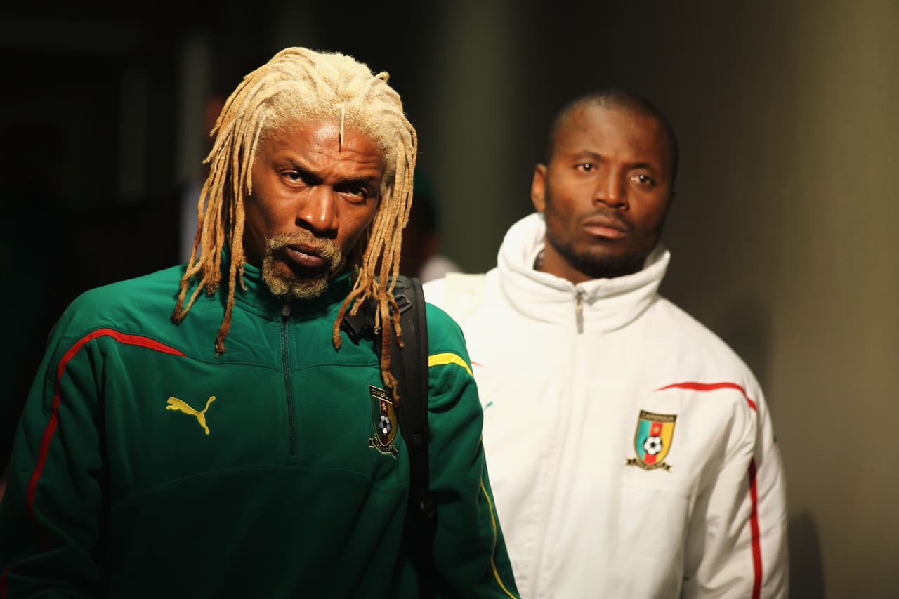 El futbolista era conocido por sus extensas rastas teñidas de rubio.