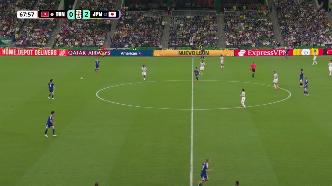 ¡GOL!  anota para Japón. Junya Ito