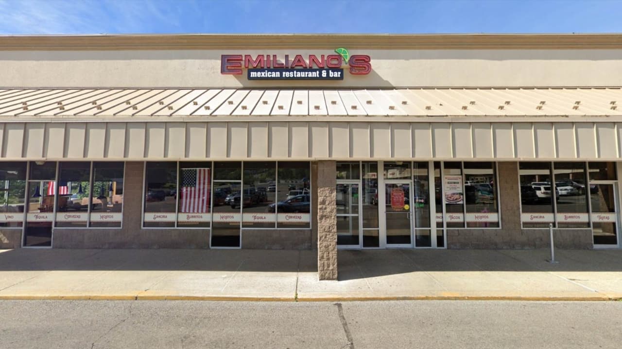 Con rifles y ariete: ICE realiza operativo y detiene a 16 empleados en restaurantes mexicanos