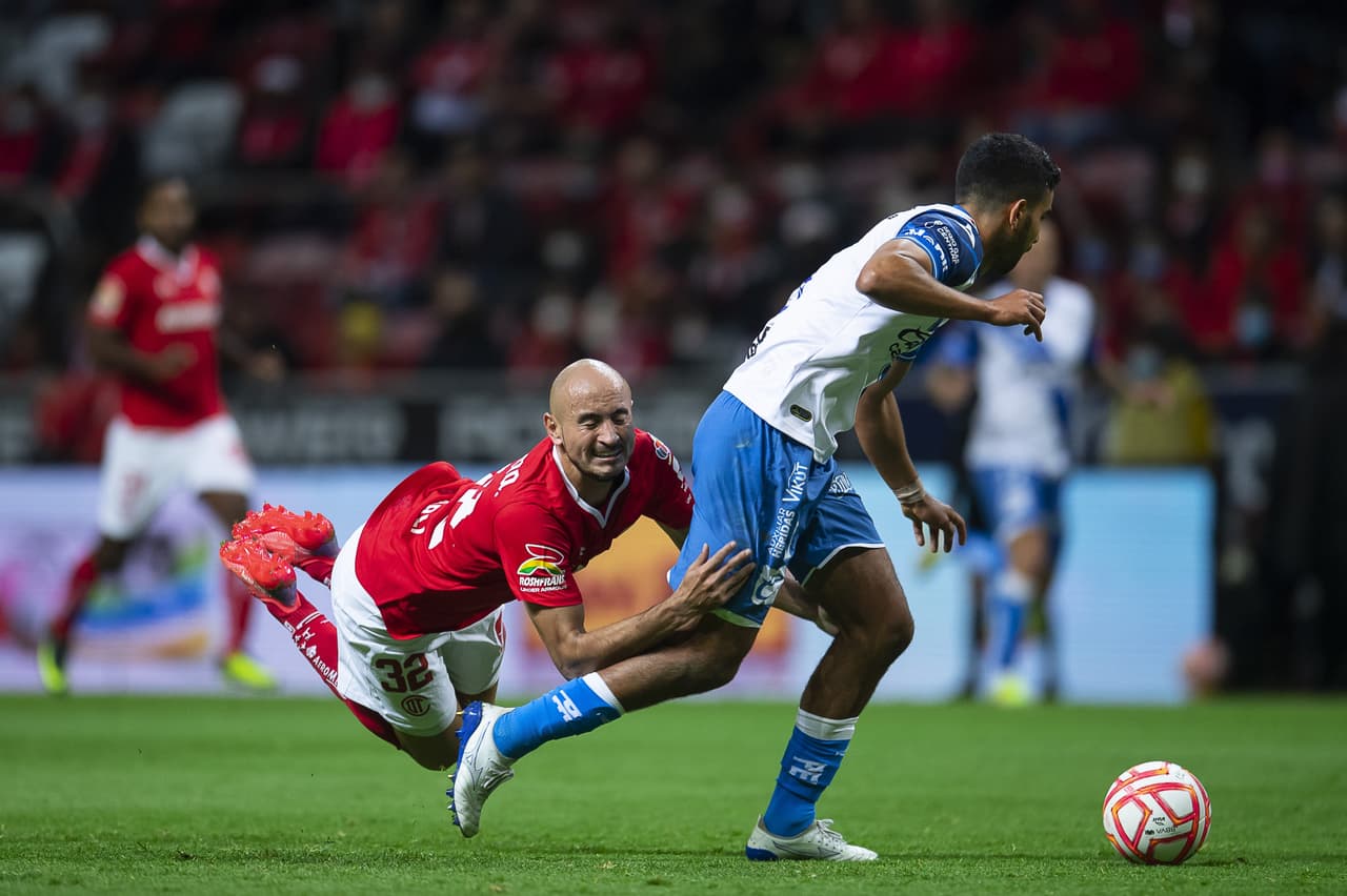 Toluca rescató el empate 1-1 ante Puebla en el Estadio Nemesio Diez en partido adelantado de la Jornada 16.