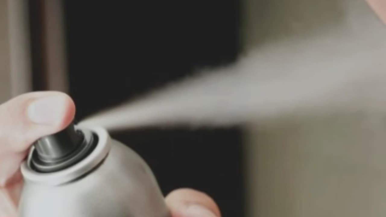 Autoridades advierten sobre los riesgos mortales del peligroso reto viral de inhalar aerosoles para obtener seguidores