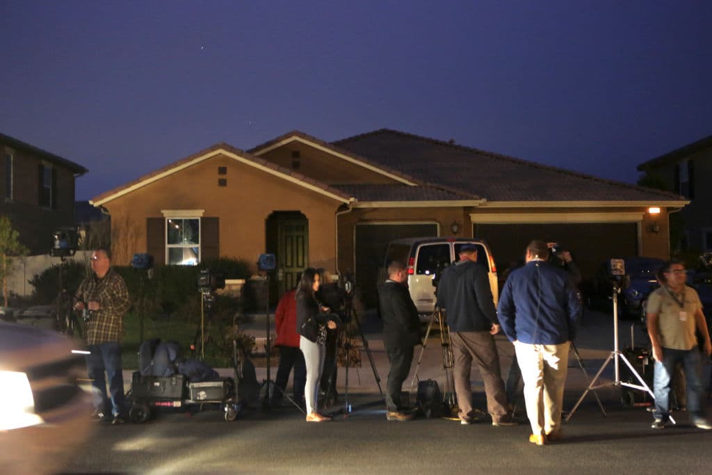 El caso concentró la atención de los medios, que se apostaron frente a la casa de los Turpin en Perris, California.