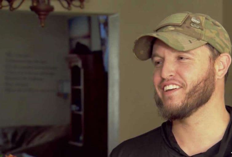 Kyle Graff, veterano del Ejército, ayuda a rescatar a estudiantes durante tiroteo en Seminole High School