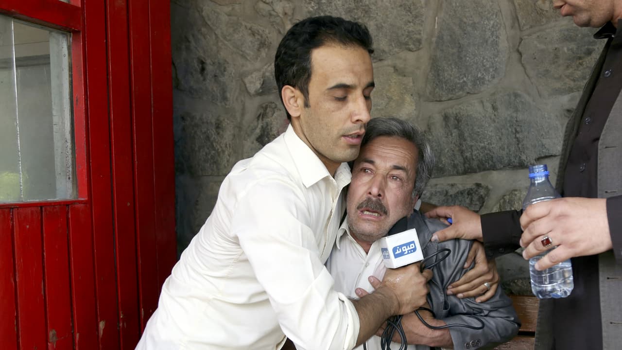 Fotos: Dos suicidas de ISIS emboscan a la prensa y matan a 9 reporteros que cubrían un atentado