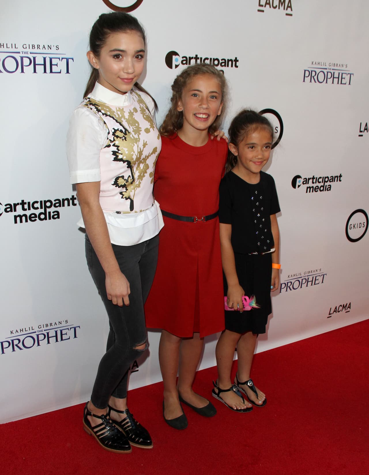 Salma insiste en su demanda que las dos mujeres están enfermas de la cabeza.