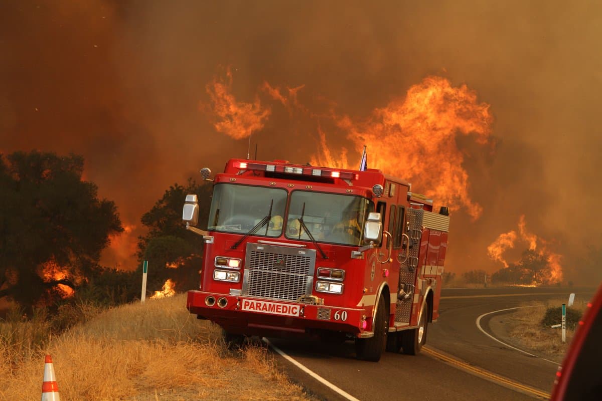 Alerta de incendios por altas temperaturas y fuertes ráfagas de viento en el sur de California