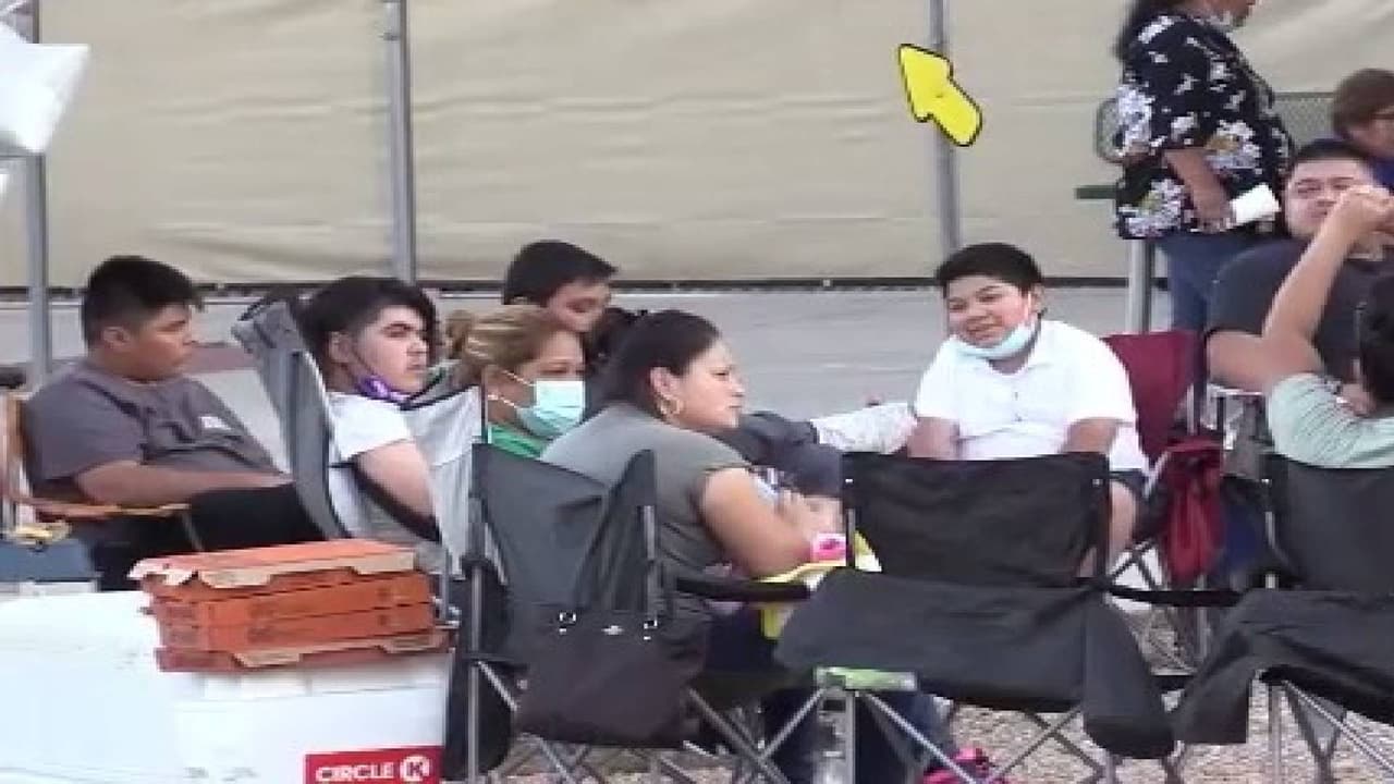 “El niño mayor está bien, el fue dado de alta del hospital y la niña esta en el hospital, todavía internada” dijo Ignacia Durán, tía de las víctimas.
<br>