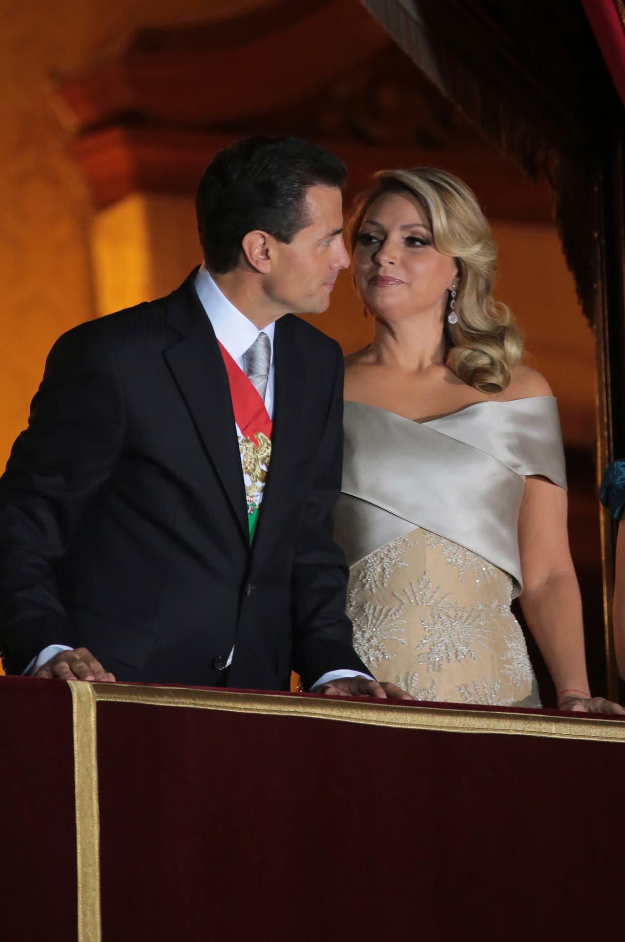 No podemos esperar a que el cantante nos comparta en sus redes sociales los manjares que disfrutará en Los Pinos.