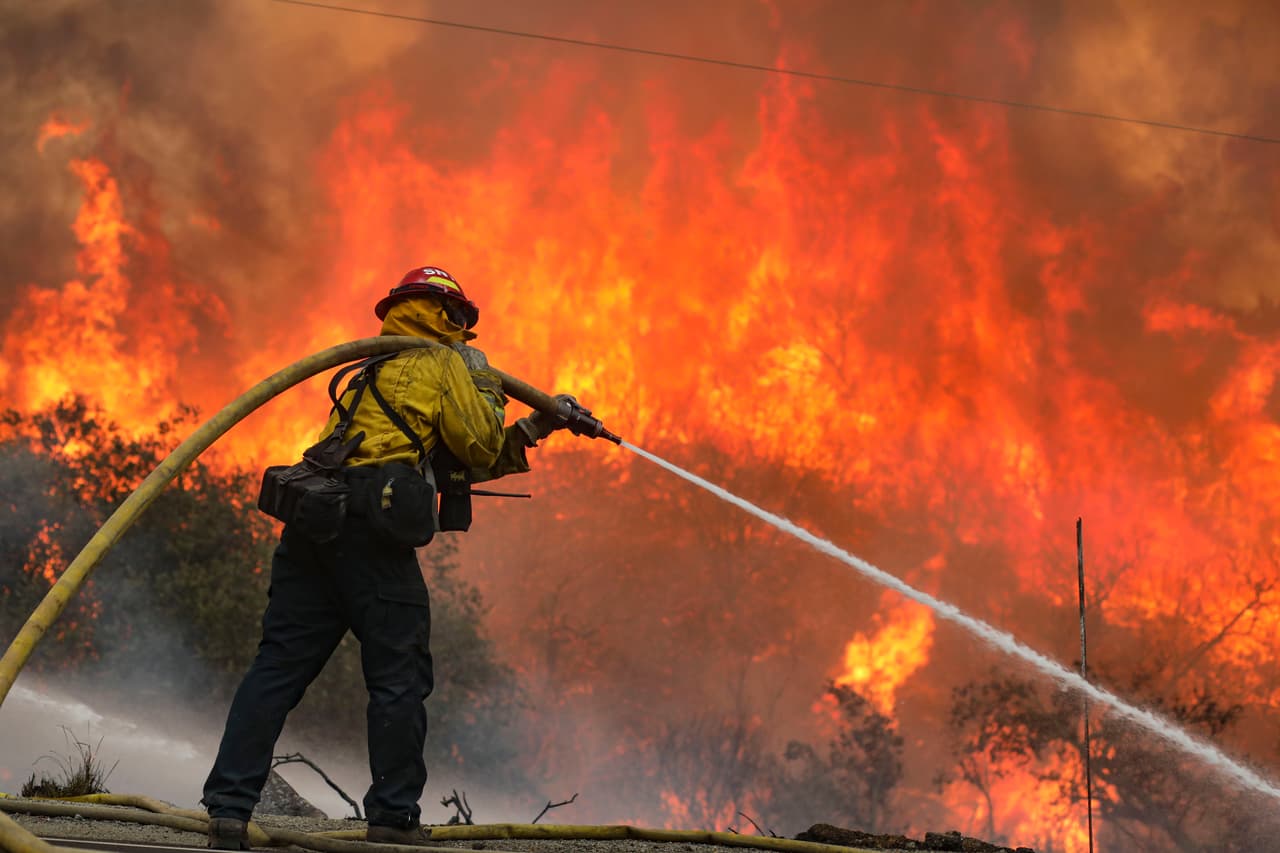 California en llamas: por qué esta temporada de incendios se volvió la más crítica de su historia