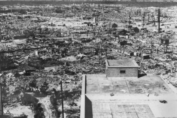 El fin de la Segunda Guerra Mundial estaba cerca, Alemania se había rendido el 7 de mayo de 1945.