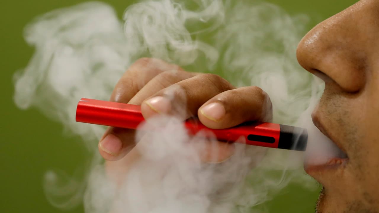 Reportan la primera muerte por cigarrillo eléctrico en el condado Dallas