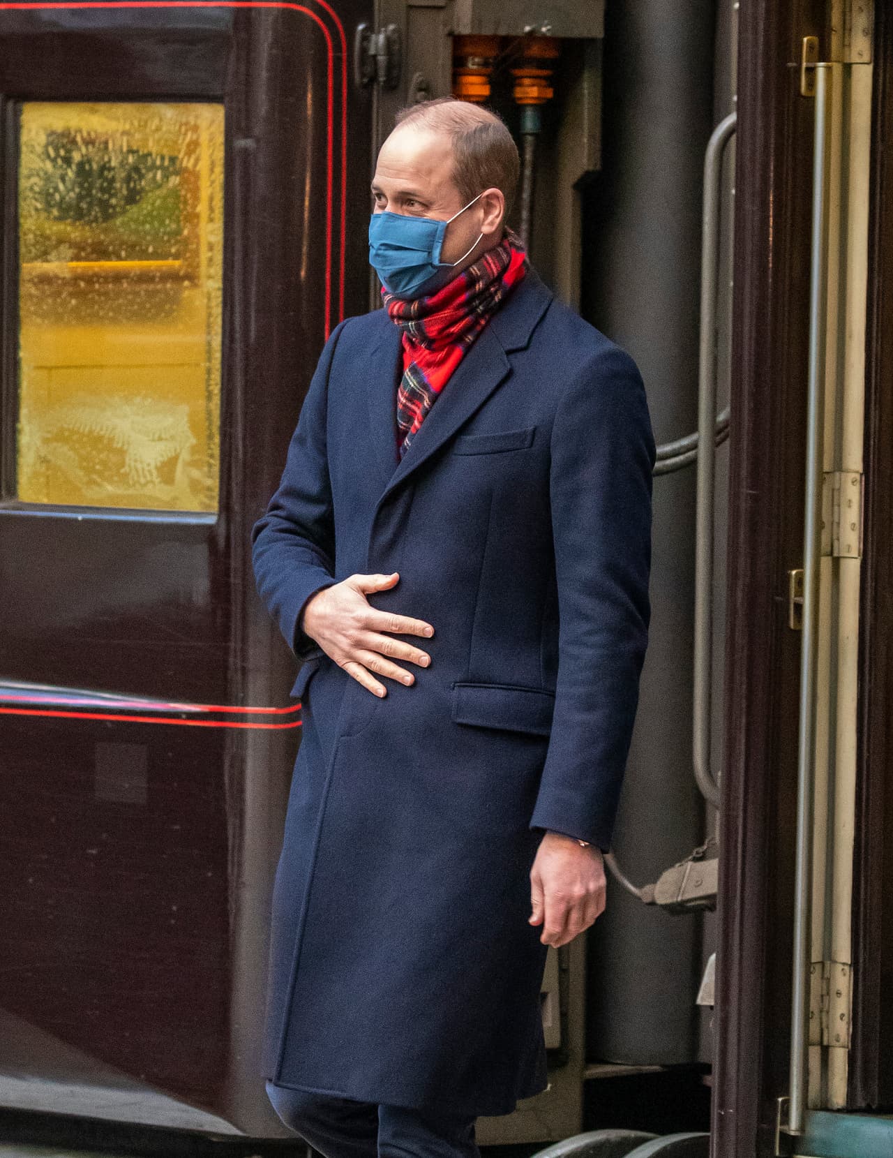 La iniciativa no es bien vista por todos. El viaje ha despertado el disgusto de algunas autoridades y hasta de algunos médicos y expertos.