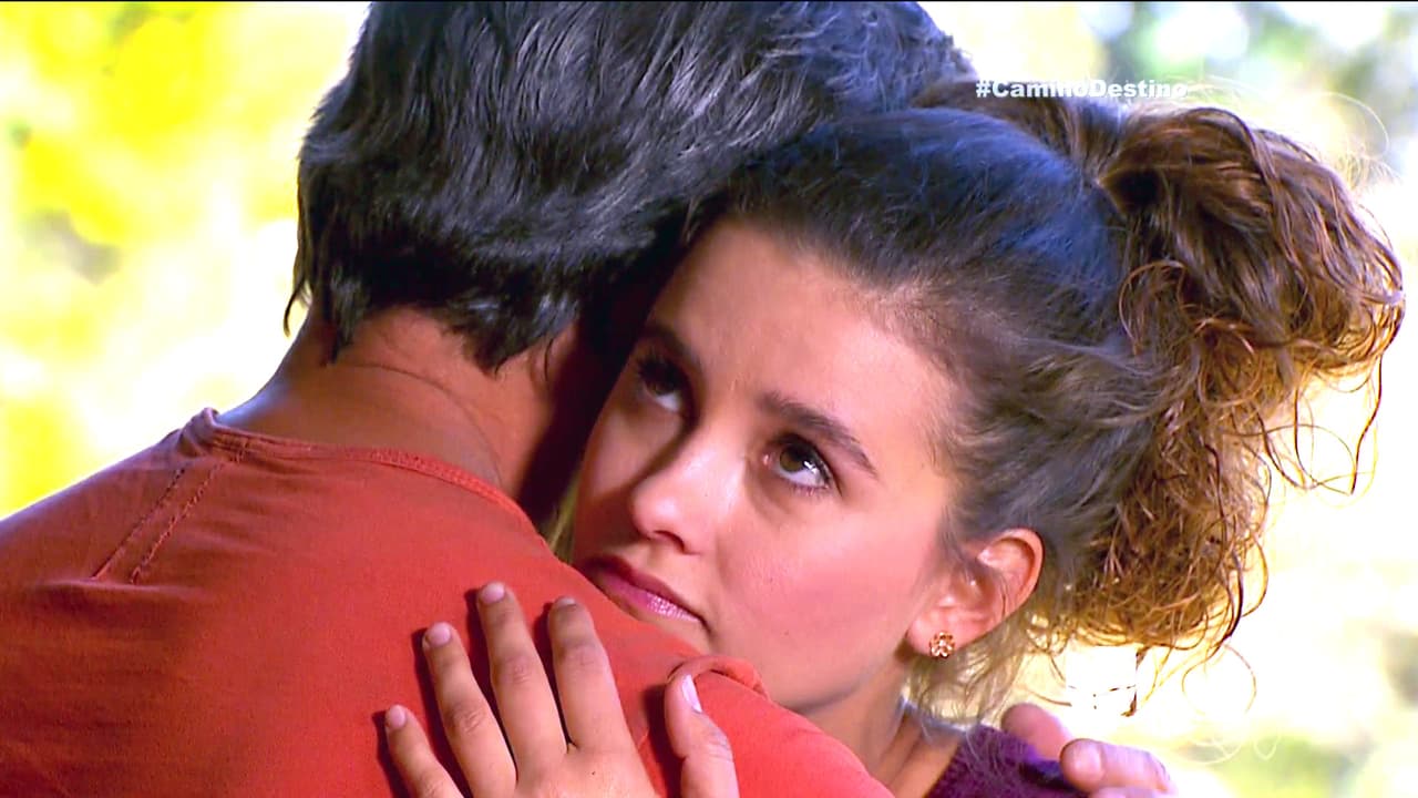 No debiste decirle mentiras a Pedro.