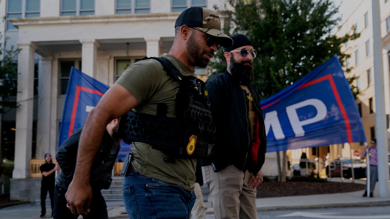 Líder de los Proud Boys criado en Miami sale de prisión tras ser arrestado por destrucción a la propiedad en Washington D.C.