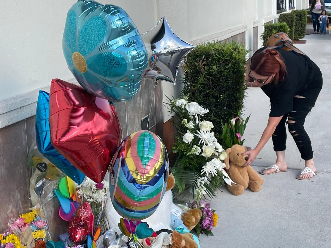 Abuela que forcejeó con hombre que le disparó a su nieto en Publix de Palm Beach habría evitado una masacre