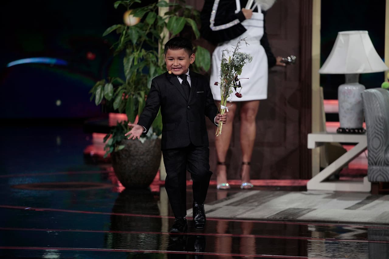 Para 'Los riquillos también lloran', Giovani y Sarilú interpretaron a Mariana y Luis Alberto, e interpretaron una escena sui generis.