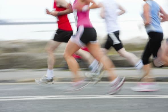 Abril 5- Chicago Quarter Marathon: Durante este nuevo evento en Soldier Field puedes caminar o correr 6.55 millas a beneficio de la prevención del abuso infantil en EU.