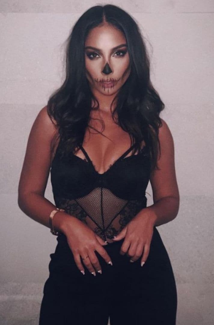 En su instagram ha mostrado su gusto por el Día de Muertos, como en 2020 en que se maquilló como Catrina.